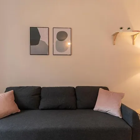 Peter - Premium I 95qm I 3 Schlafzimmer I Grosses Bad I Kueche I Wohnzimmer I Tv