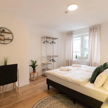 شقة Peter - Premium I 95qm I 3 Schlafzimmer I Grosses Bad I Kueche I Wohnzimmer I Tv فولدا