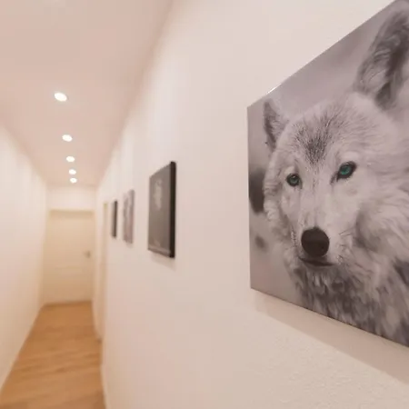 Peter - Premium I 95qm I 3 Schlafzimmer I Grosses Bad I Kueche I Wohnzimmer I Tv