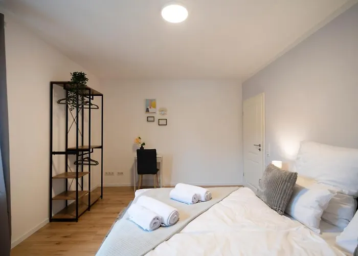 Peter - Premium I 95qm I 3 Schlafzimmer I Grosses Bad I Kueche I Wohnzimmer I Tv Apartman *